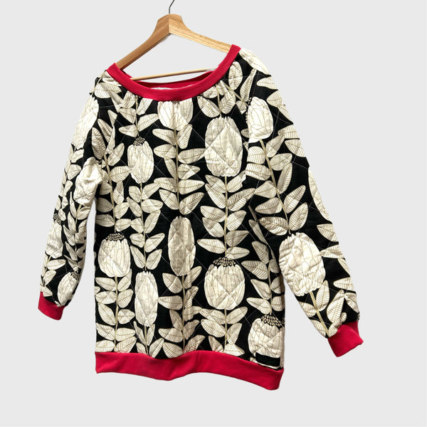 Sample Quilted Raglan sleeve top - Black Waratah  (XL)