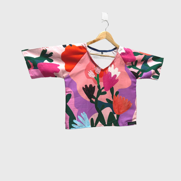 Short sleeve v neck top - DOOPS Garden (S)