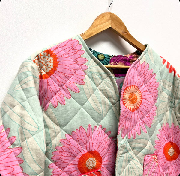 Reversible Fitted Jacket - Quilted Daisy with Large Poppies (M)