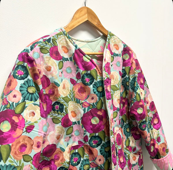 Reversible Fitted Jacket - Quilted Daisy with Large Poppies (M)