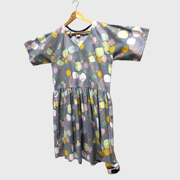 Short Ripple Dress - Grey Flirtation (L)