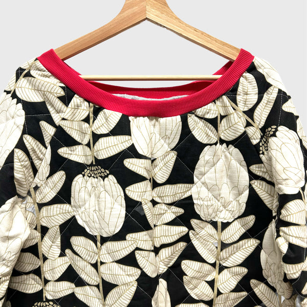 Sample Quilted Raglan sleeve top - Black Waratah  (XL)