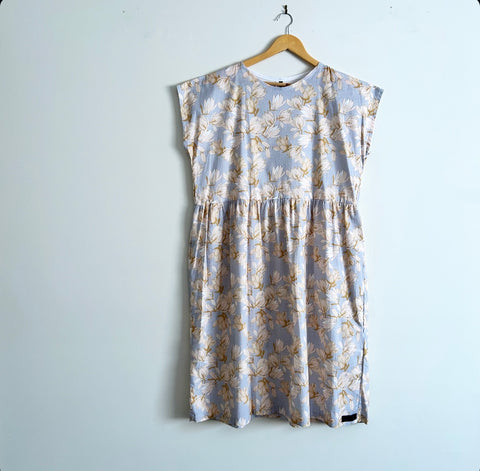 Box Dress - Gold and Blue FLowers (M)