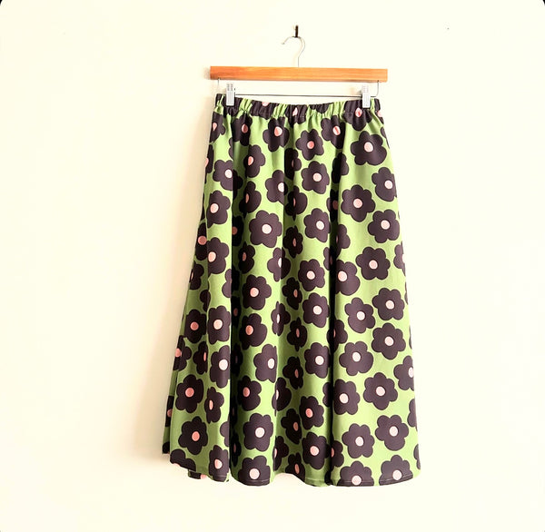Mid length Skirt - Green Flowers (M)