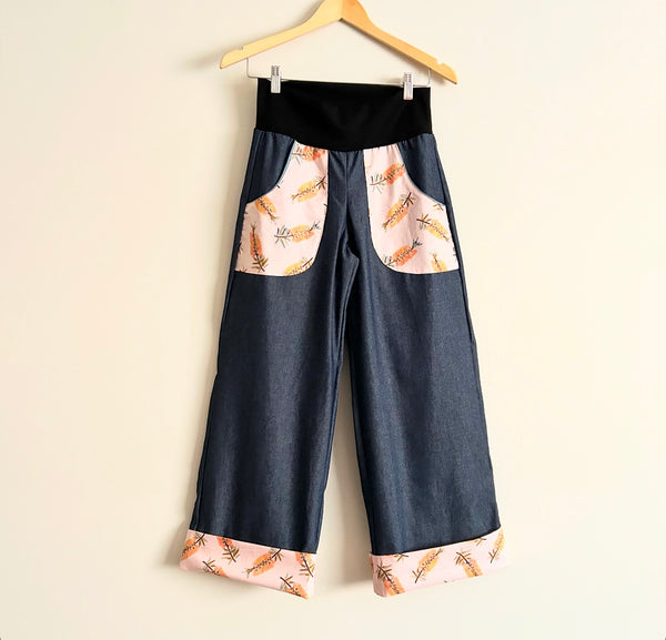 Wide Legged Pants - Denim with Pink Callista (M)