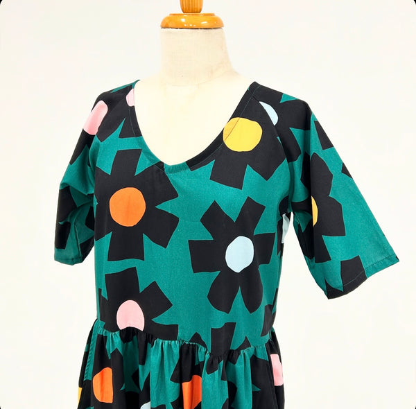 *Seconds* Ripple Dress - Green Flower (S)