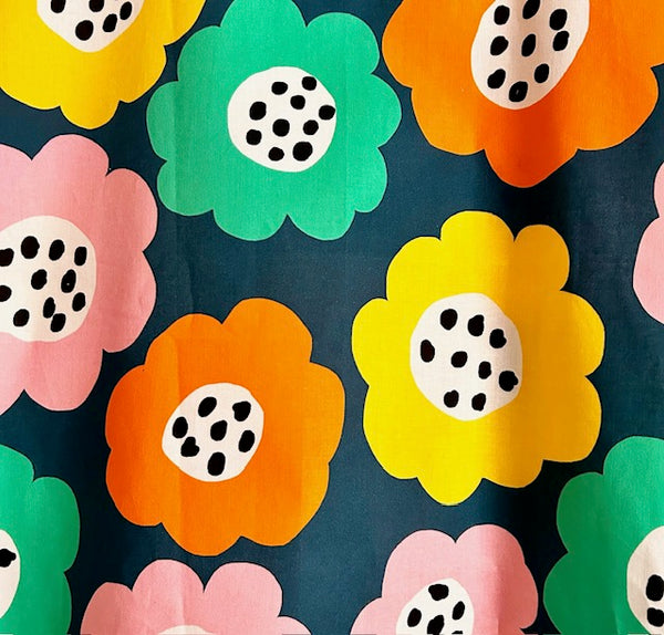 Short sleeve - Bold Flowers top (S)