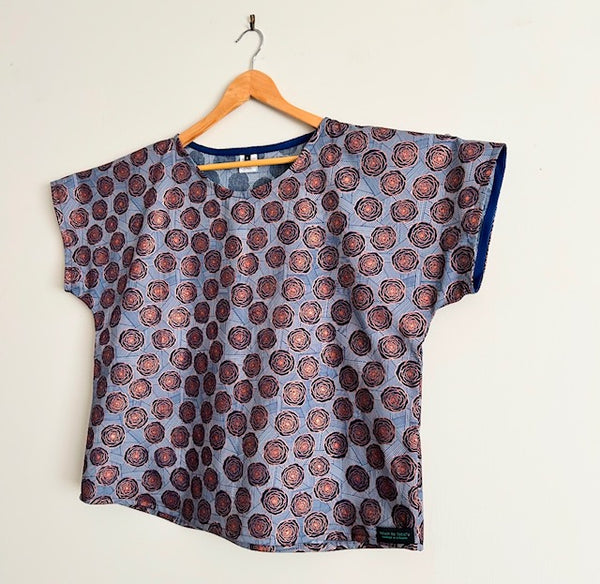 Short sleeve - Rose Navy Flowers top  (L)