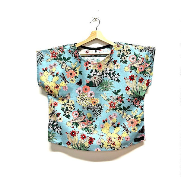 Short sleeve - Cactus on Blue top (M)