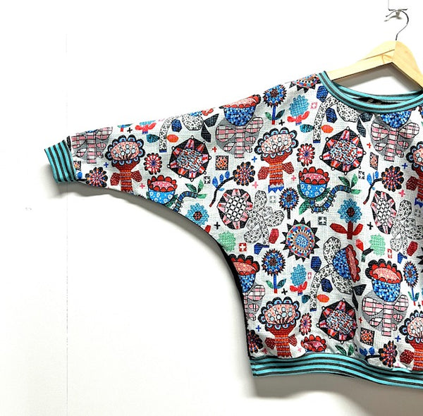 Batwing top - Miss Moresby St.Eskils (M)