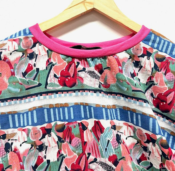 Batwing top - Tribal Images (S)