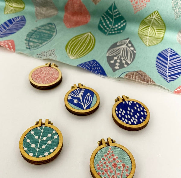 Brooch - Busy Lines (Leaves Collection)