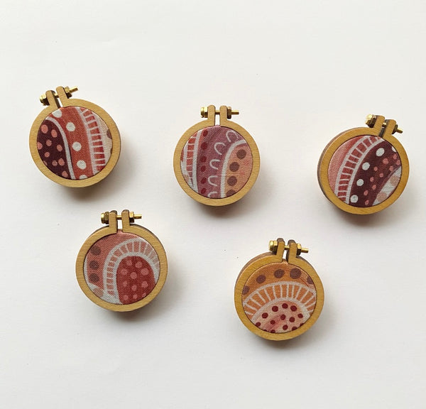 Brooch - Holly Sanders 3 (Holly Sanders Sandhills Collection)