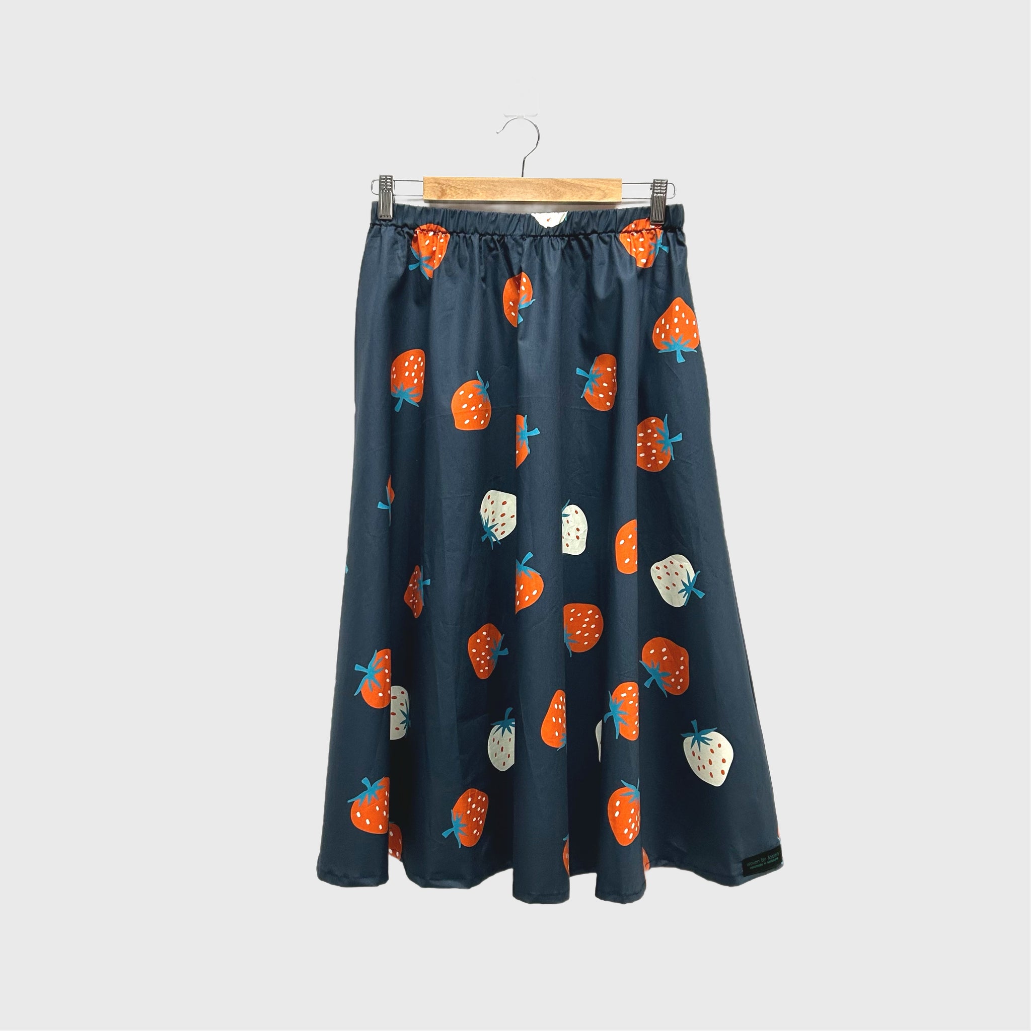 Mid length Skirt - Strawberries