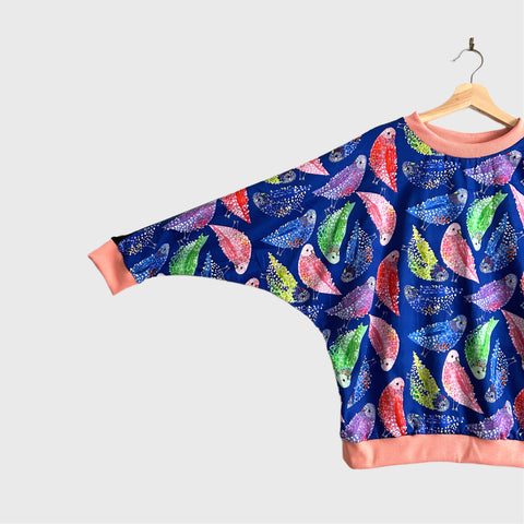 Batwing top - DOOPS Dark Blue Budgies (L)