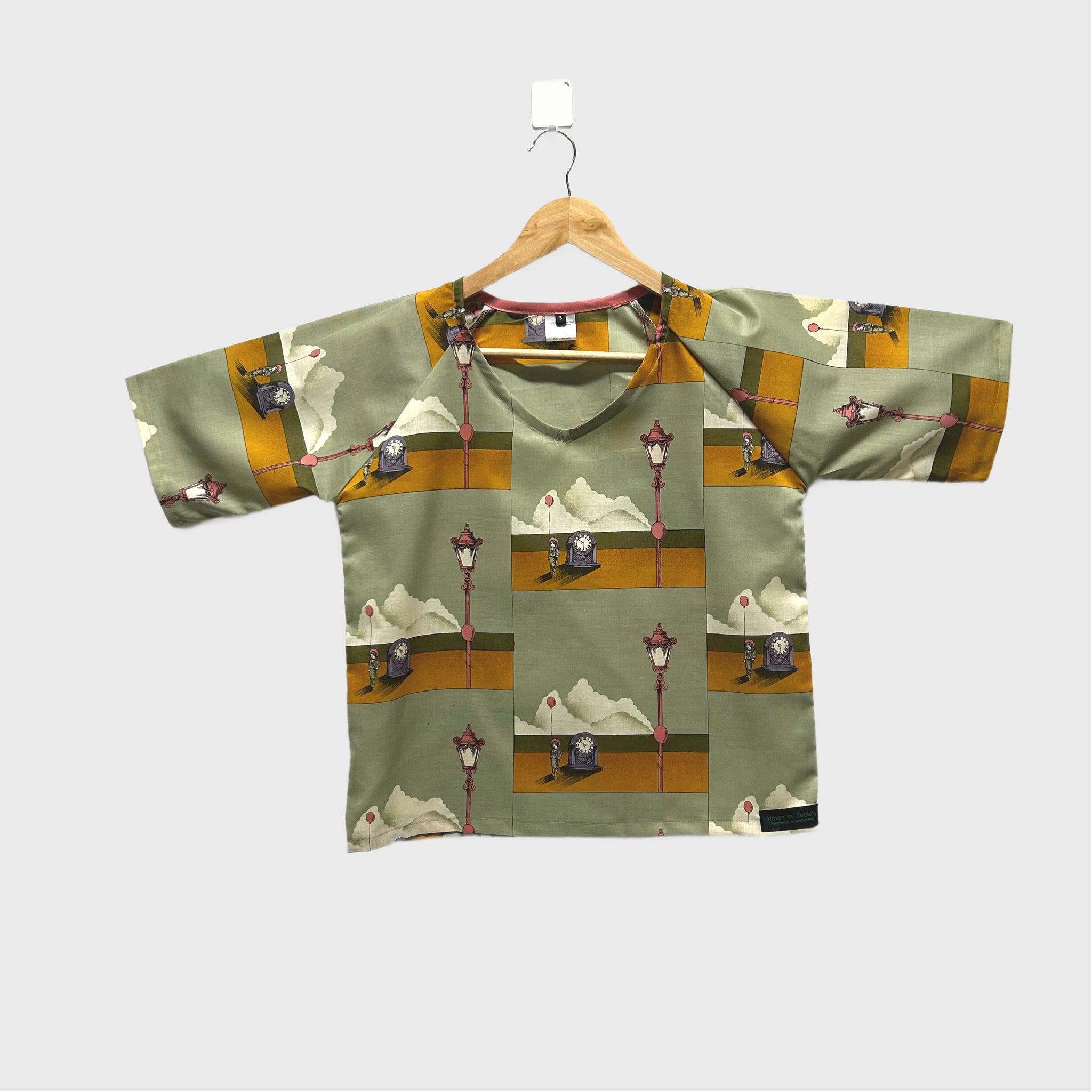 Sample Short sleeve v neck top - Balloons (S)