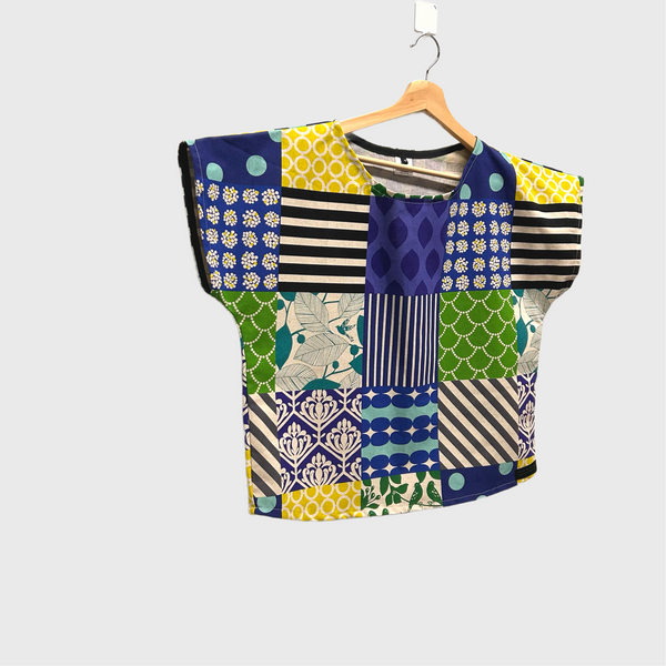 Short sleeve - Echino Blue blocks top (M)