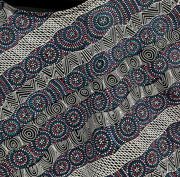 Short sleeve No waste - Indigenous print with black top (M)