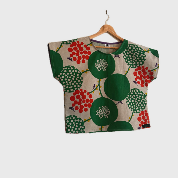 Short sleeve - Echino Pepe in Green top (M)