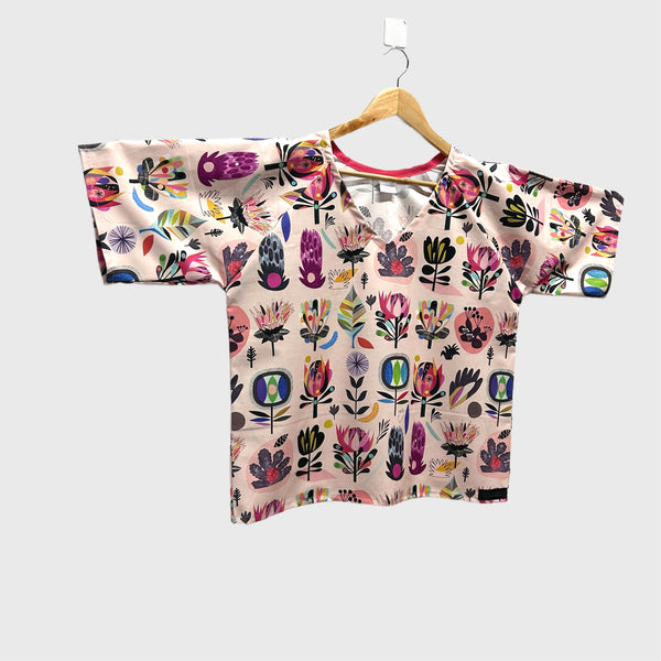 Short sleeve v neck top - Pink Inaluxe Flowers (L)