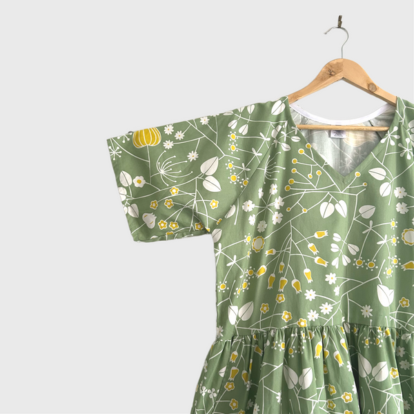 Short Ripple Dress - Green and Yellow Flowers (XL)