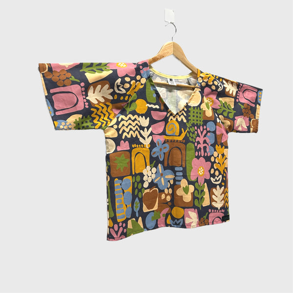 Short sleeve v neck top - Modern Meadow (M)