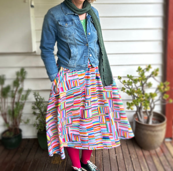 Mid length Skirt - Flights over Fields (L)
