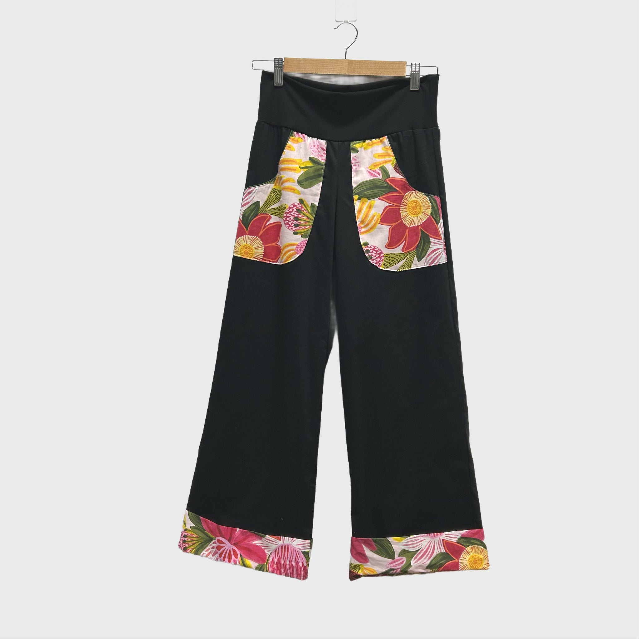 Wide Legged Pants - Black with Pink Flowers (S)
