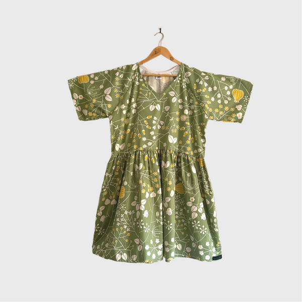 Short Ripple Dress - Green and Yellow Flowers (XL)