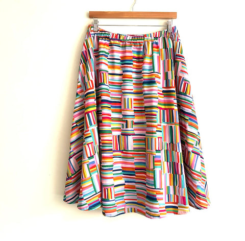 Mid length Skirt - Flights over Fields (L)