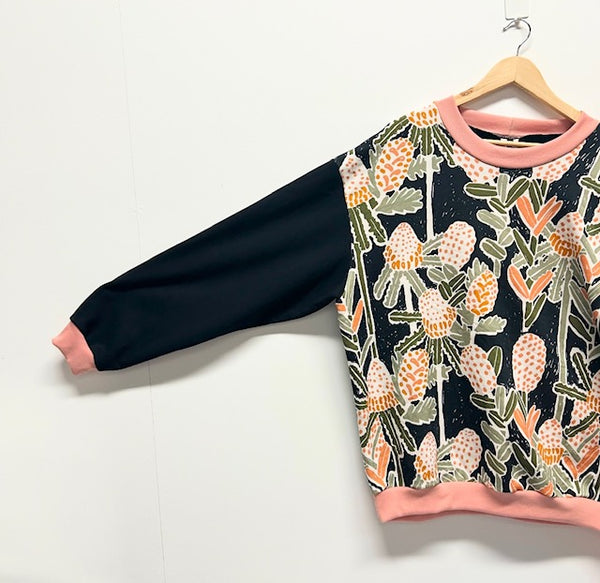 Long Sleeve top - Banksia and Black (XL)