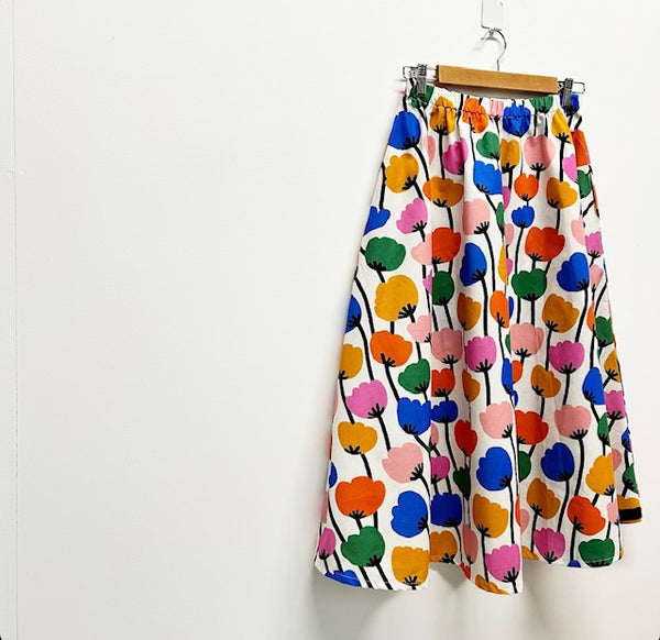 Mid length Skirt - Colourful Poppies (L)