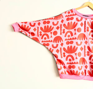 Batwing top - Pink and Red Shapes (M)