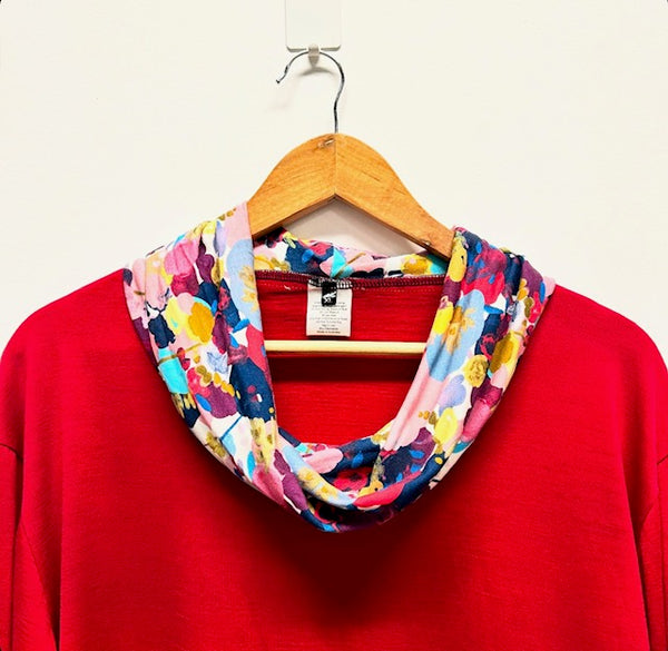 *Seconds* Roll neck top - Chilli Pepper Red with Colour Explosion (XL)