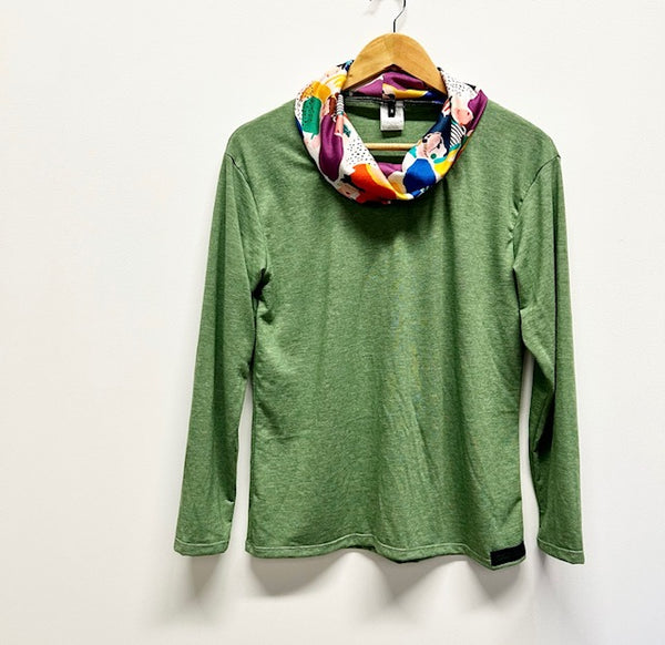 Roll neck top - Green with Fashion Focused (S)