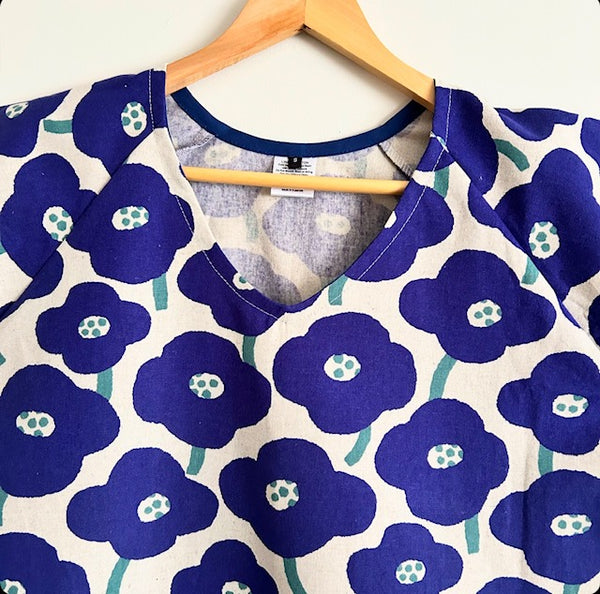 Swing Top - Blue Flowers (M)