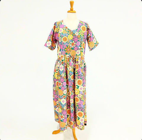 *Seconds* Ripple Dress - Retro Flower (M)