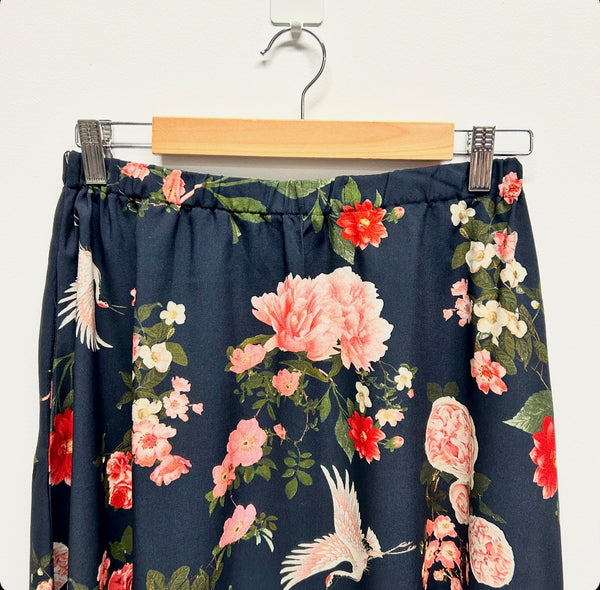 Mid length Skirt - Storking Beauty (S)