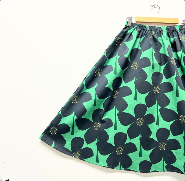 Mid length Skirt -  Hellabore in Green (M)