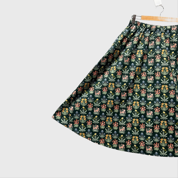 Mid length Skirt - Wanderlust (M)
