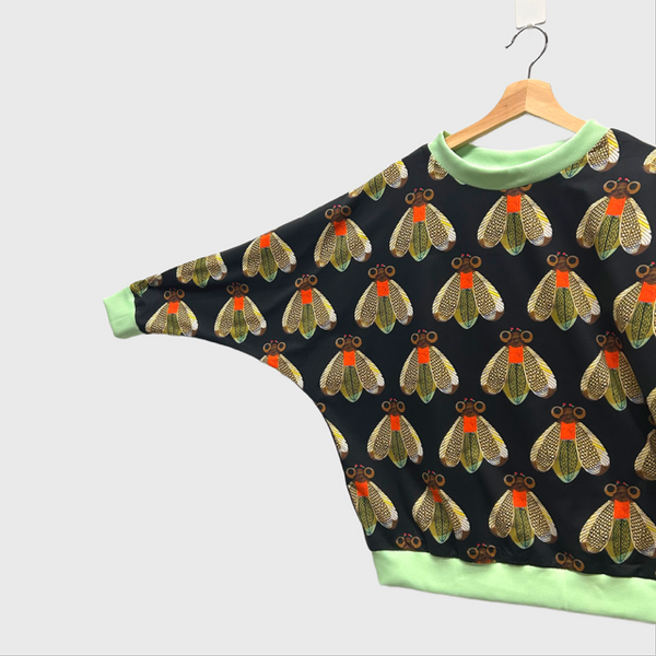 Batwing top - Beauty and the Bee (M)
