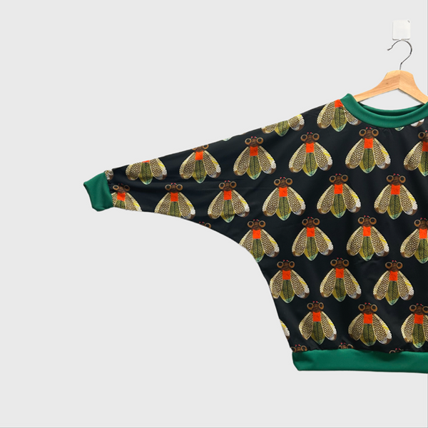 Batwing top - Beauty and the Bee with green (M)