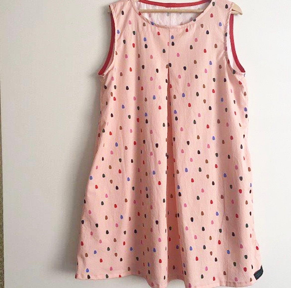Sample Shift Dress - Peach Drops with pockets (M)