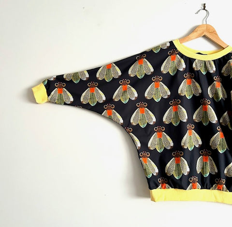 Batwing top - Beauty and the Bee (M)